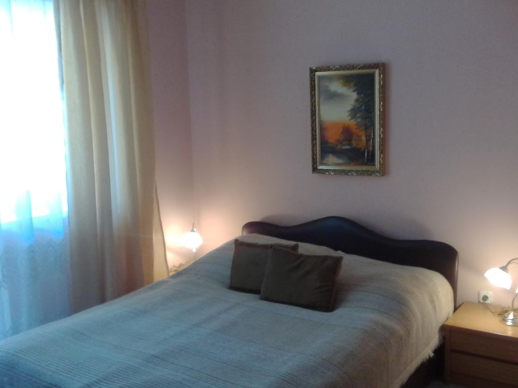 Kristaly Apartman Bed and Breakfast Hévíz Exteriör bild