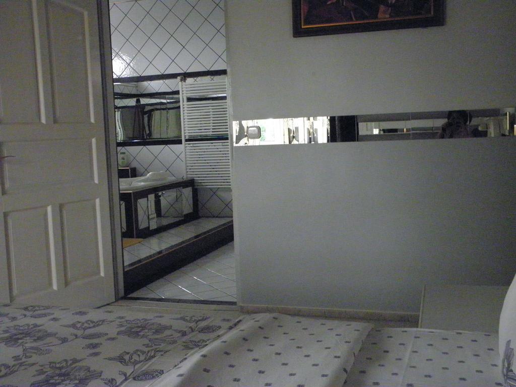 Kristaly Apartman Bed and Breakfast Hévíz Exteriör bild
